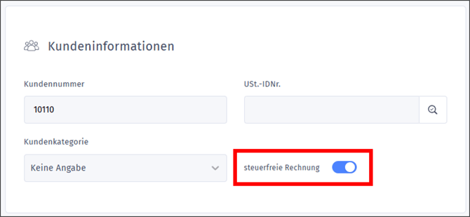 Gezeigt wird die Voreinstellung für steuerfreie Rechnungen in den Kundenstammdaten